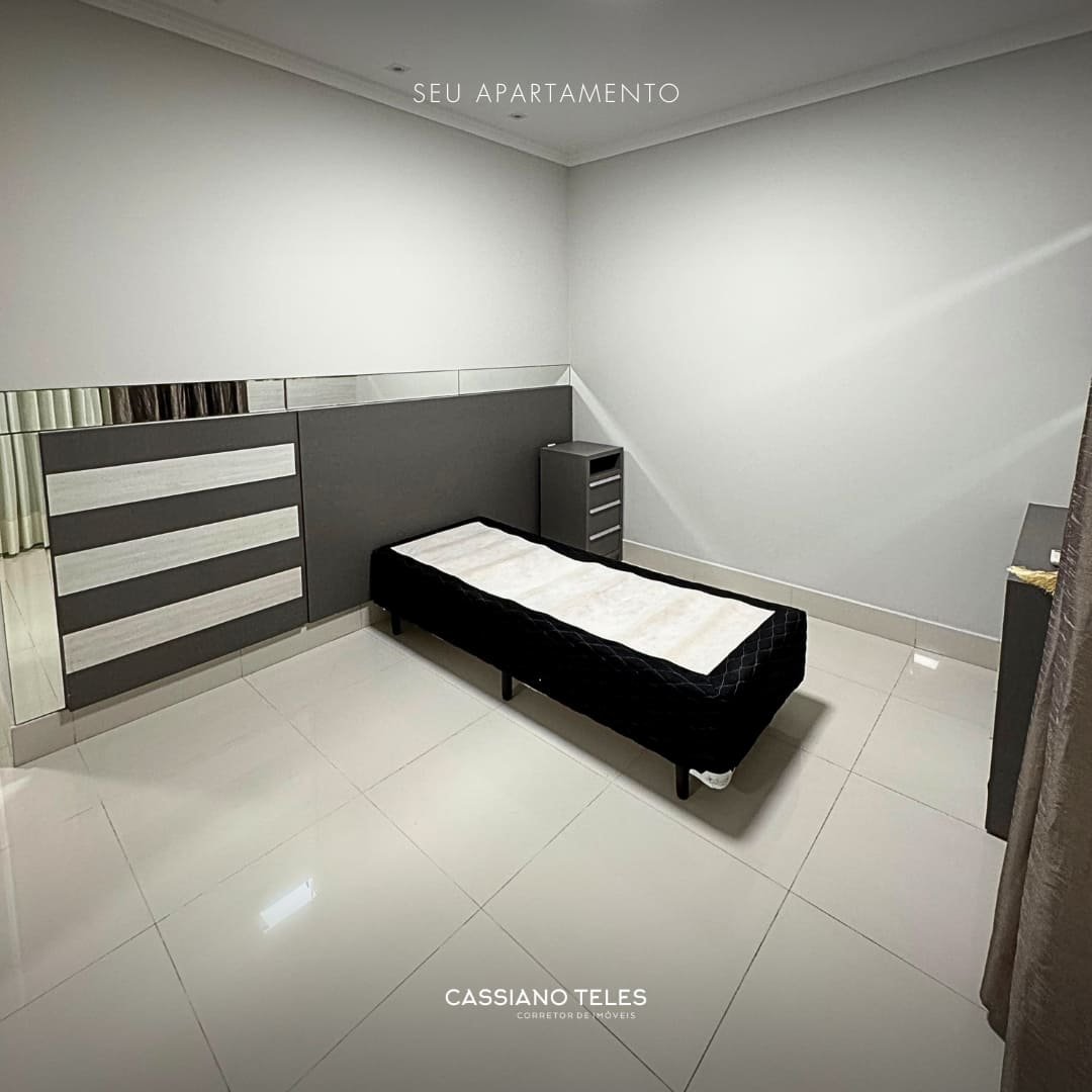 Suíte confortável com iluminação natural no Residencial Cayman em Itapema.