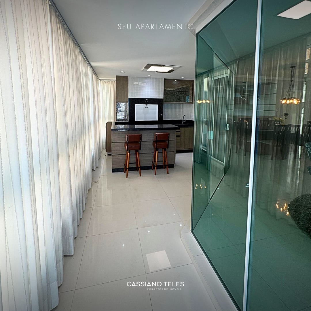 Varanda integrada com vista privilegiada no Residencial Cayman em Itapema.