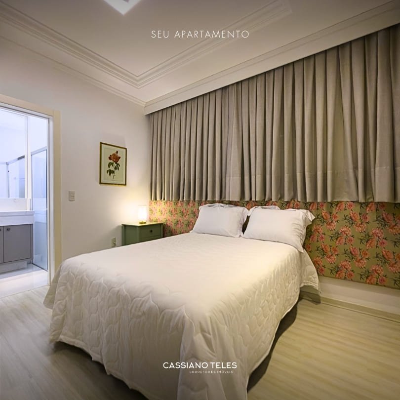 Suíte do Apartamento à venda Itapema Le Lis Blanc com cama de casal e decoração elegante